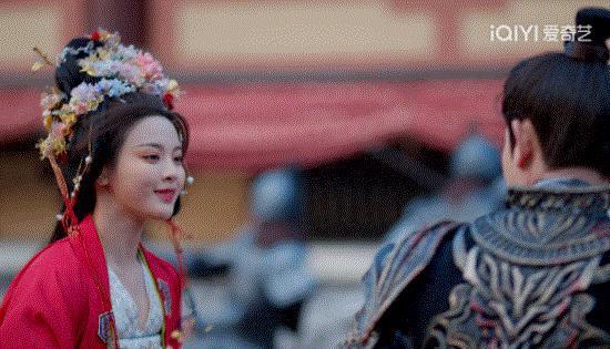 这烂演技,到底谁在捧?