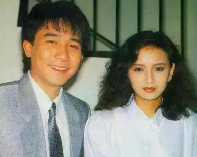 啊？！影帝出轨小36岁女星，国外买房，藏私生子…