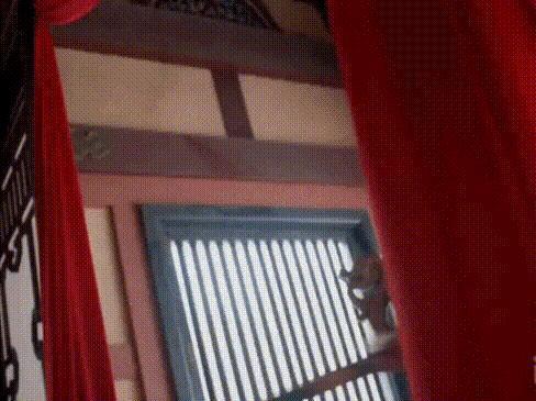 看到她名字就不想打开？