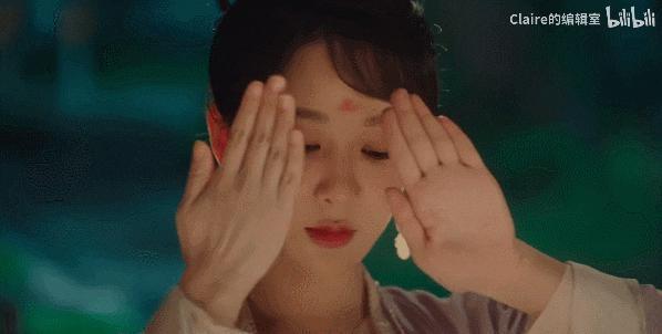 她好美，可惜疯了