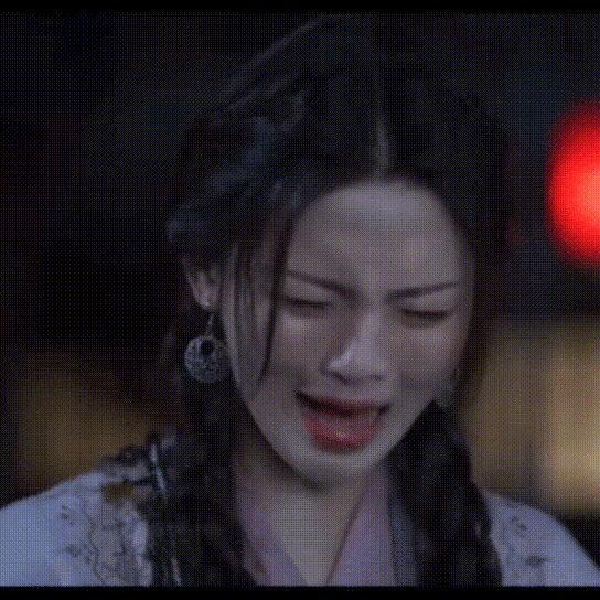 又扑了？不是尬黑，她的演技什么时候才能进步？