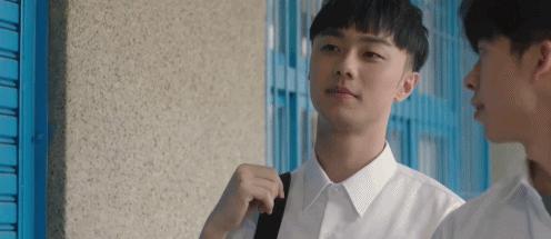 刘昊然输给许光汉,真不怪小黄鸭