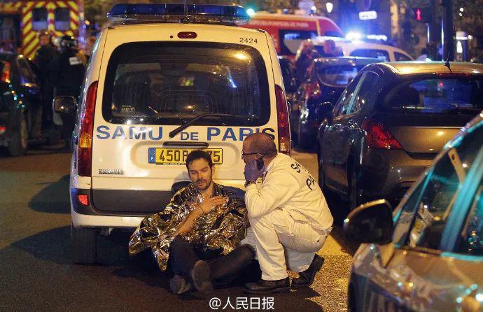 为了统治世界，7岁孩子排队去当人体炸弹