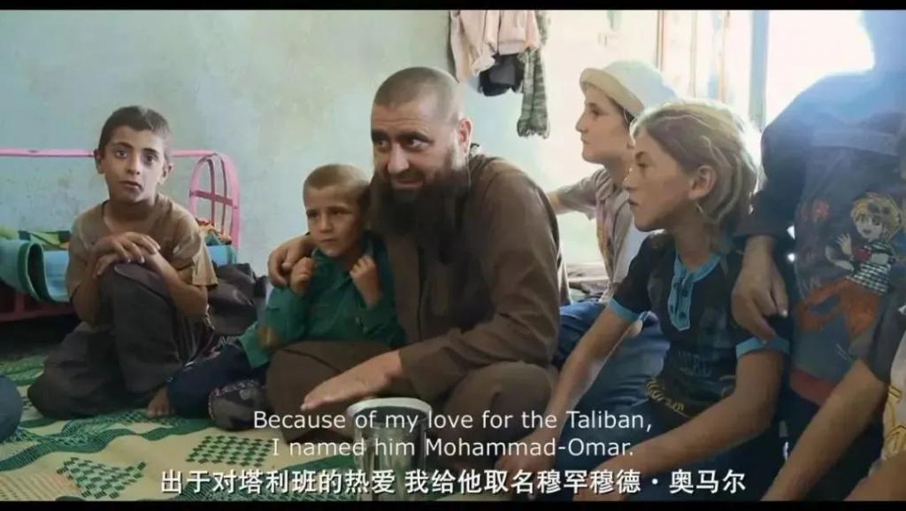 为了统治世界，7岁孩子排队去当人体炸弹