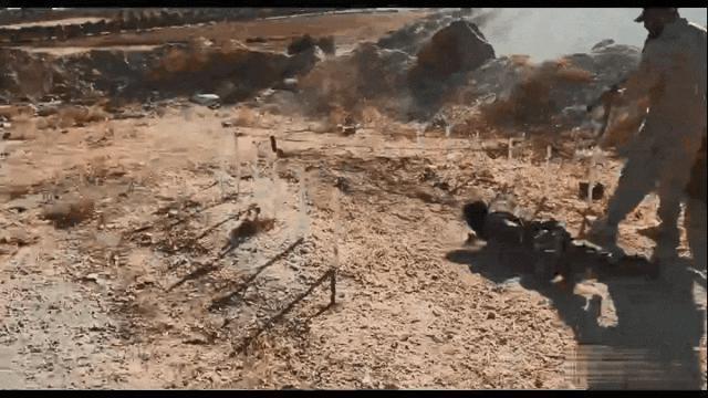 为了统治世界，7岁孩子排队去当人体炸弹