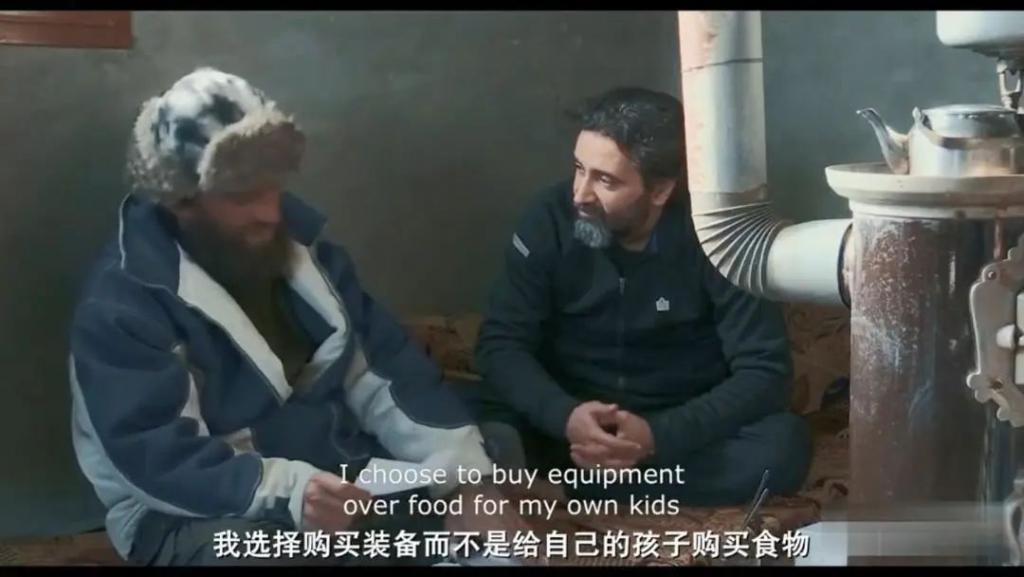 为了统治世界，7岁孩子排队去当人体炸弹