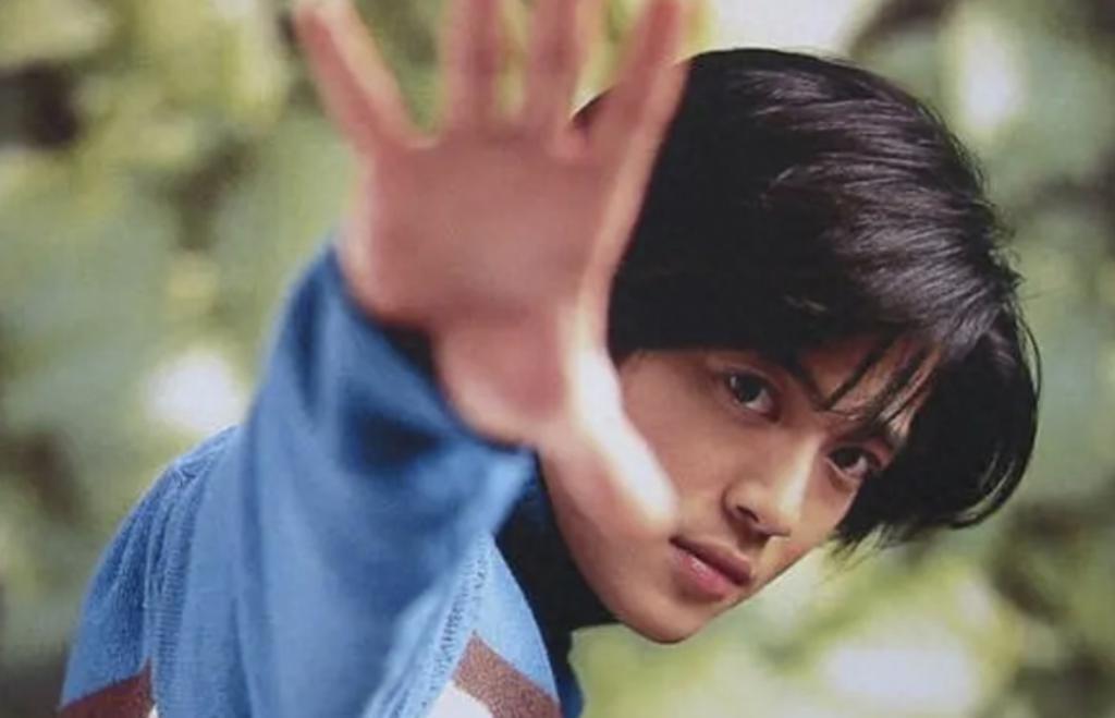 顶流偶像衰落记，他够倒霉的