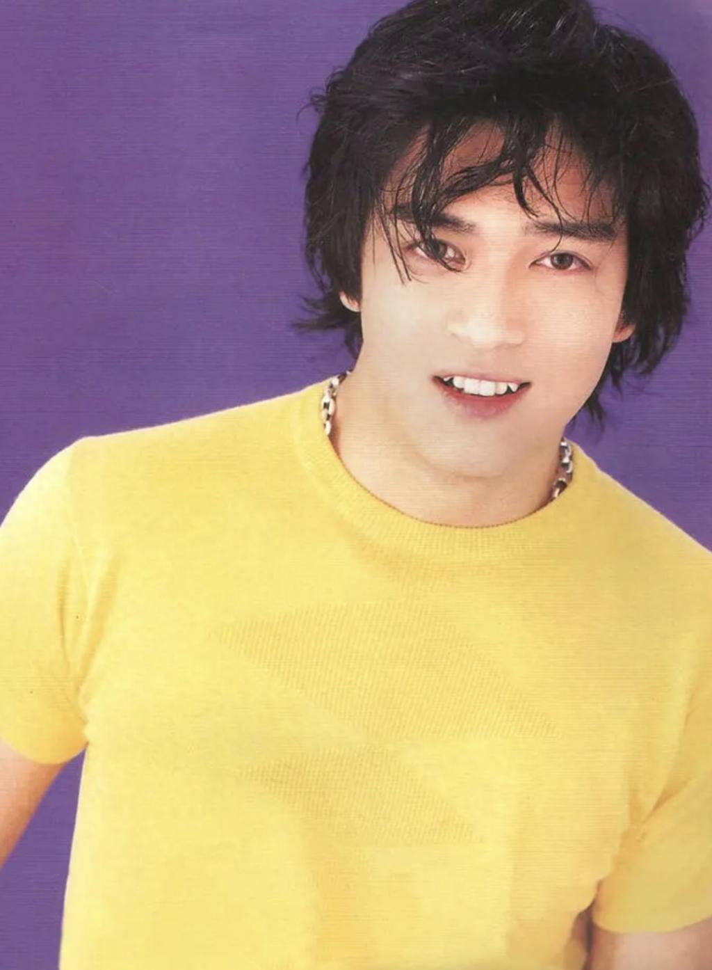 顶流偶像衰落记，他够倒霉的