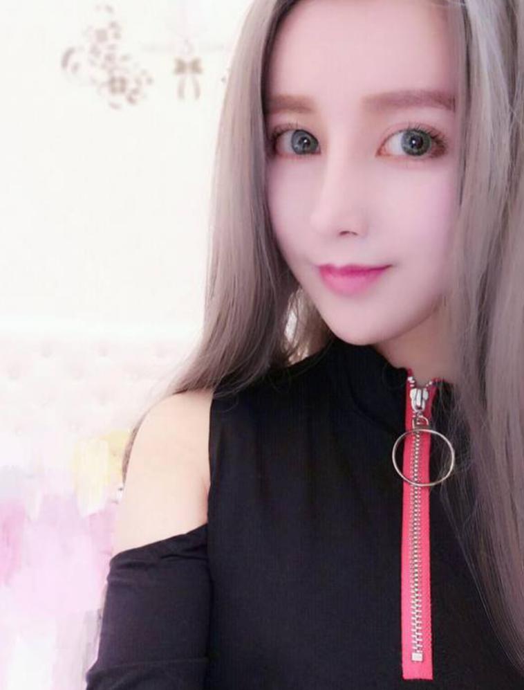 果然，他也出来捞钱了