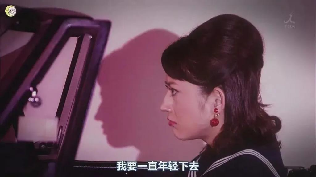 日本一代玉女掌门人，16岁凭盛世美颜出道！岁月是把杀猪刀