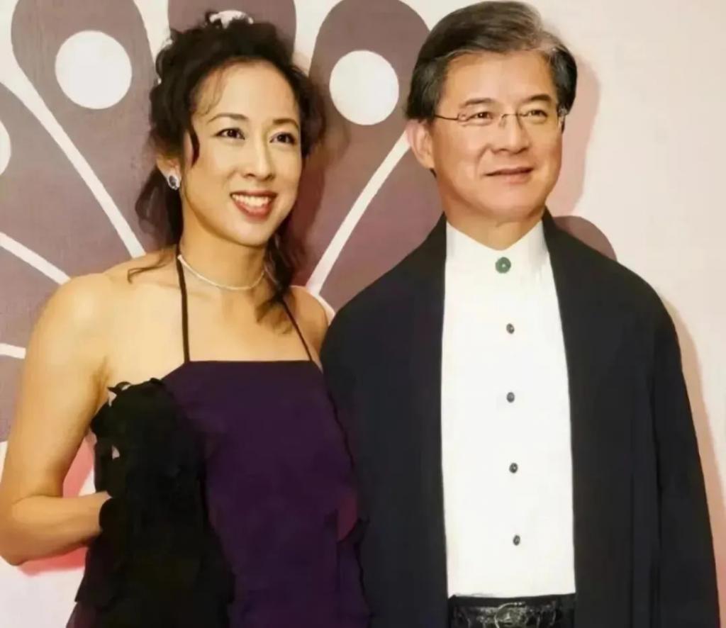 40岁阿sa怒甩百亿富三代，中女的恋爱观真的很务实