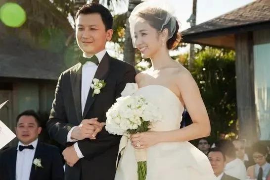 马氏兄弟双双娶女主播，为什么台湾富豪家族钟爱女主播？