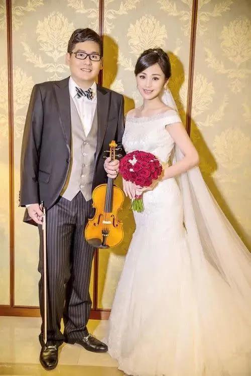马氏兄弟双双娶女主播，为什么台湾富豪家族钟爱女主播？