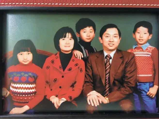 马氏兄弟双双娶女主播，为什么台湾富豪家族钟爱女主播？