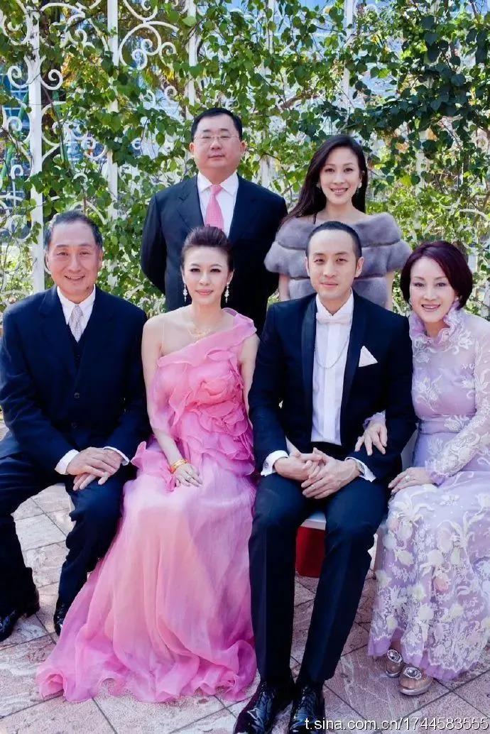 马氏兄弟双双娶女主播，为什么台湾富豪家族钟爱女主播？