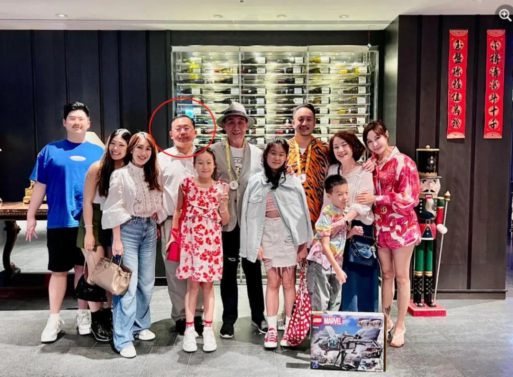 马氏兄弟双双娶女主播，为什么台湾富豪家族钟爱女主播？