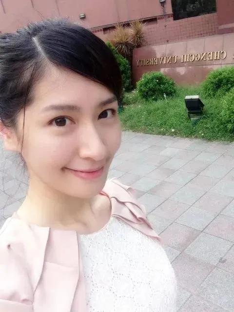 马氏兄弟双双娶女主播，为什么台湾富豪家族钟爱女主播？
