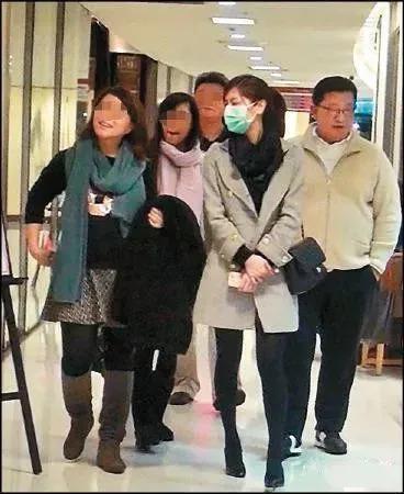 马氏兄弟双双娶女主播，为什么台湾富豪家族钟爱女主播？