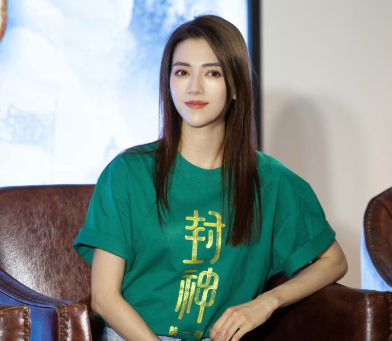 《封神》女主工作室评论区沦陷,说资本谁是资本!