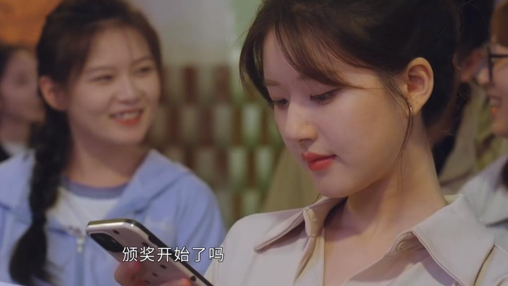 赵露思过度修图像网红，终于明白她为什么被归为“普女”