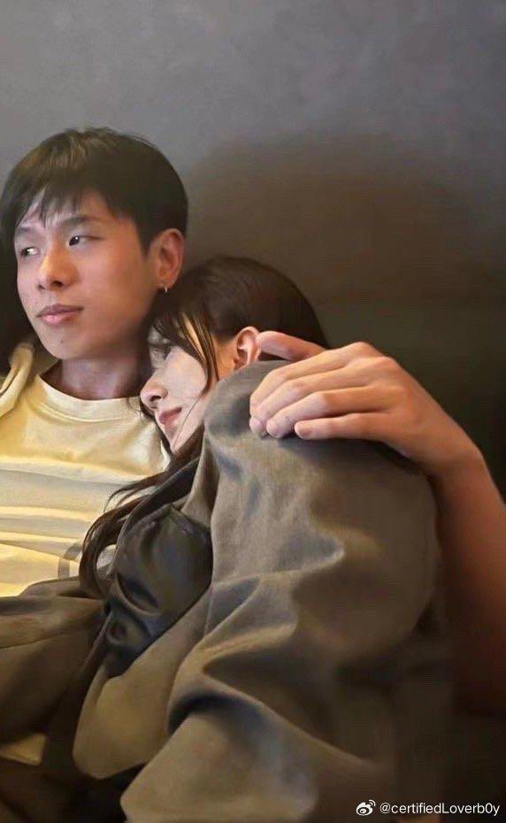 疑似法老前女友好友曝法老出轨 晒时间线称其脚踏两条船