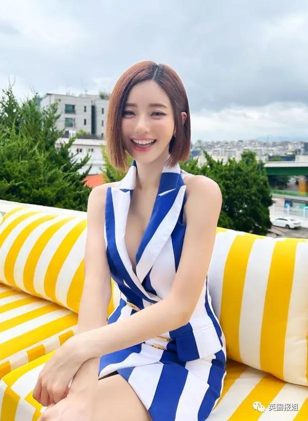 韩国最美DJ在日本表演时遭多名观众性骚扰，被指责穿太少？