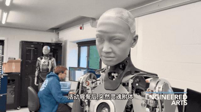 今年，是人形机器人的“iPhone时刻”吗？