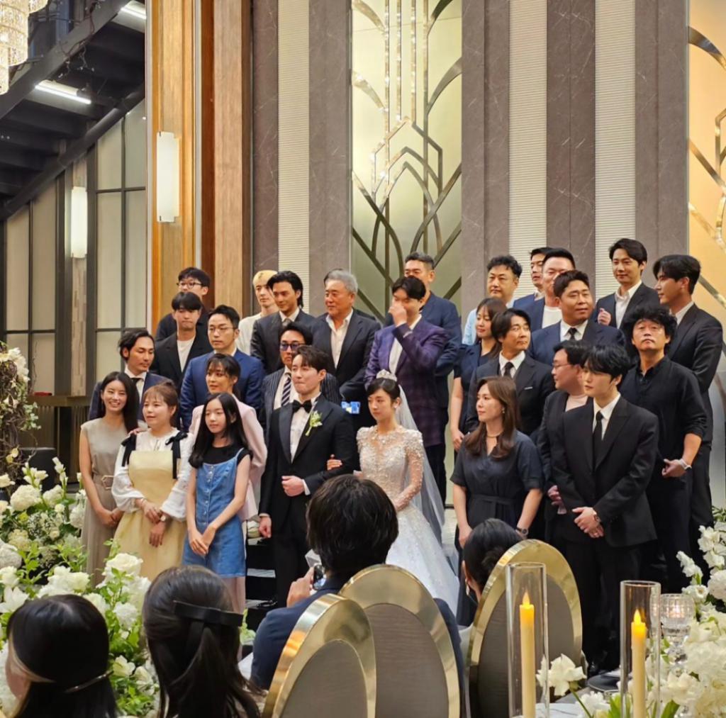 第二场婚礼圆满举行！这一对新人太让人羡慕了！