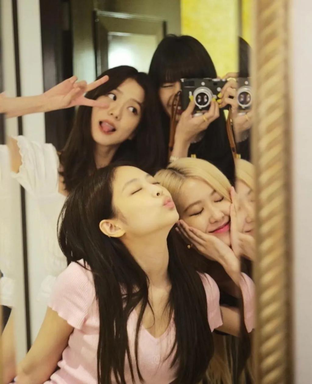 Blackpink的Lisa跟世界首富的儿子好上了