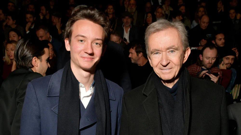 Blackpink的Lisa跟世界首富的儿子好上了