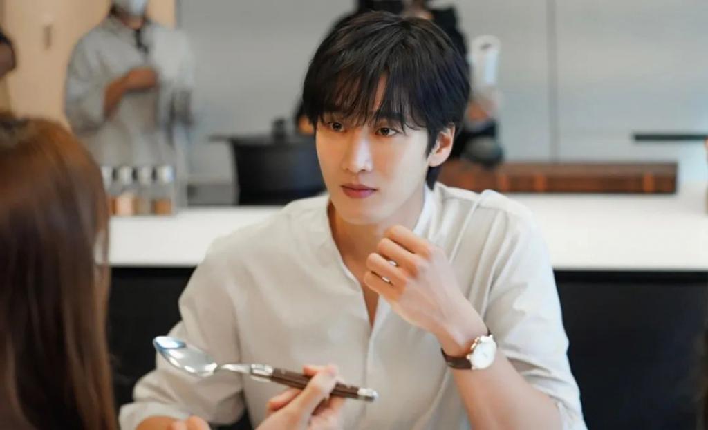 Blackpink的Lisa跟世界首富的儿子好上了