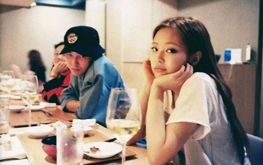 Blackpink的Lisa跟世界首富的儿子好上了