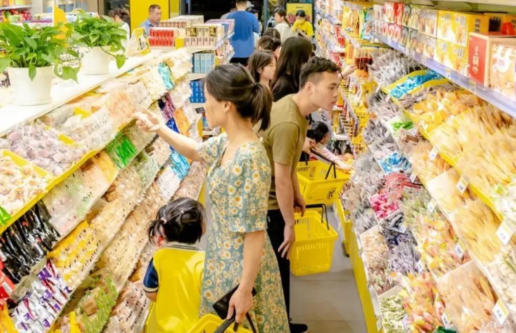 要当零食界的“华为”，盐津铺子走歪了