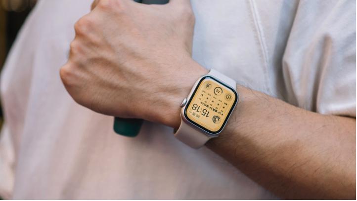 《机器人总动员》的一键换色功能，被苹果带到了现实