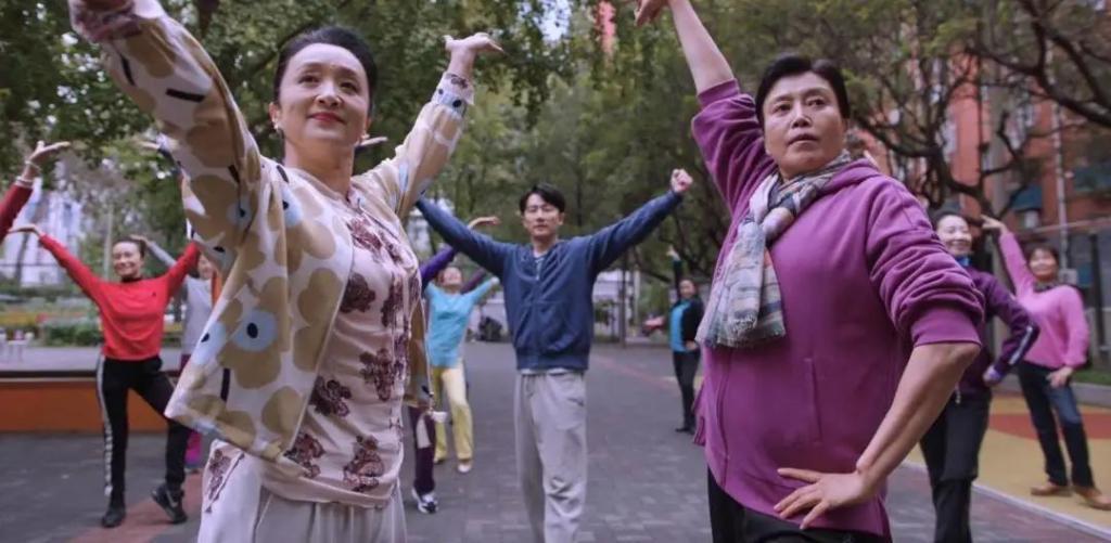 她黑历史一堆，如今翻红洗白了