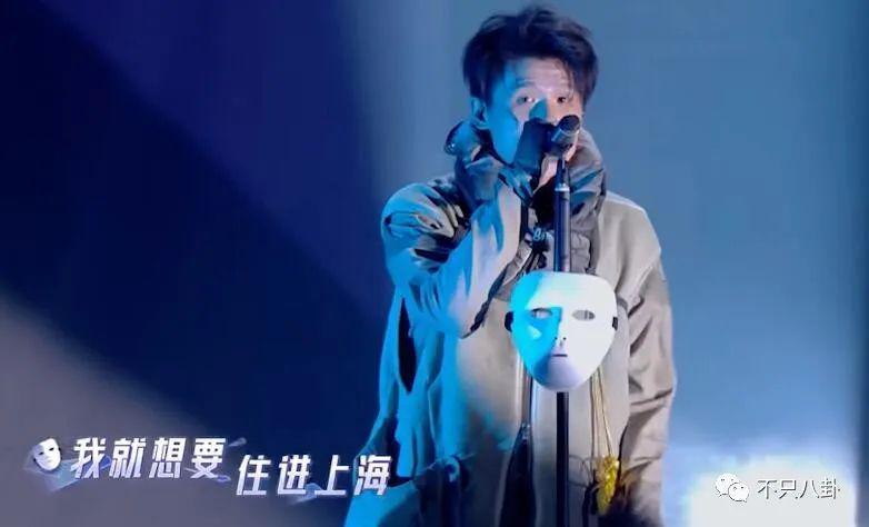 31岁男明星和未成年谈恋爱又劈腿？他别太离谱！