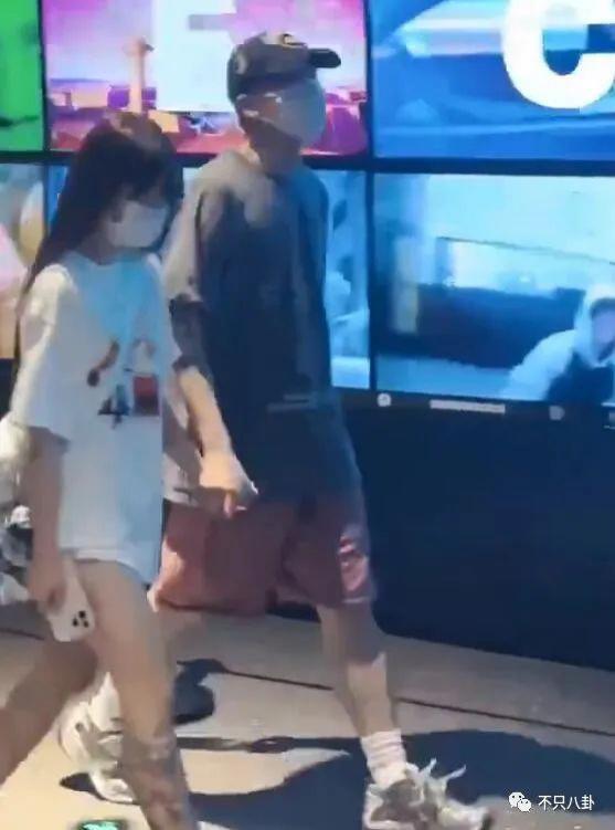 31岁男明星和未成年谈恋爱又劈腿？他别太离谱！