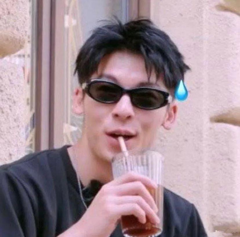 脸是假的，但感情是真的…