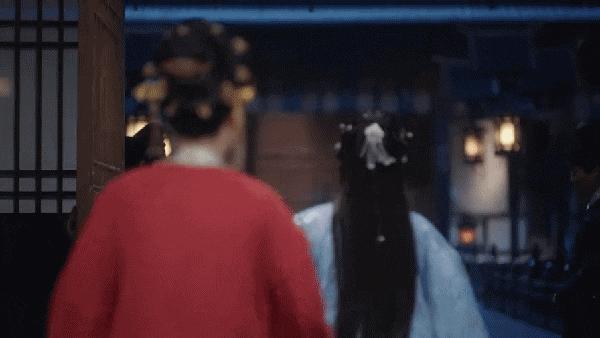 脸是假的，但感情是真的…