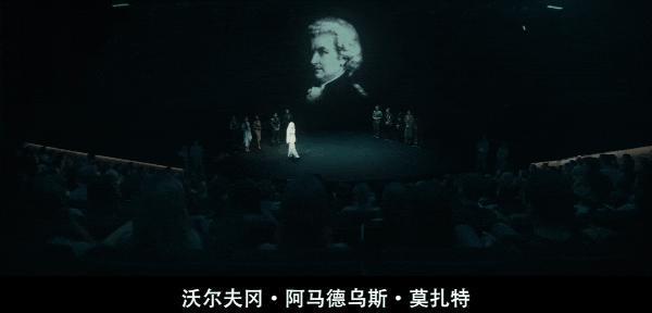 资本越捧她，凉得越快