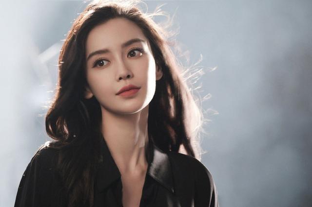 Angelababy璀璨星光大片 又美又飒优雅迷人