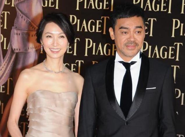 她结了个婚，被骂死了。