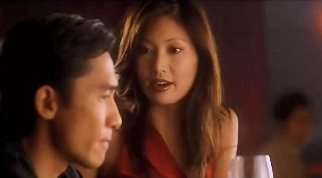 她结了个婚，被骂死了。