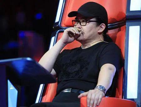 刘欢曾与《好声音》签单独合同，原来他早就看出端倪