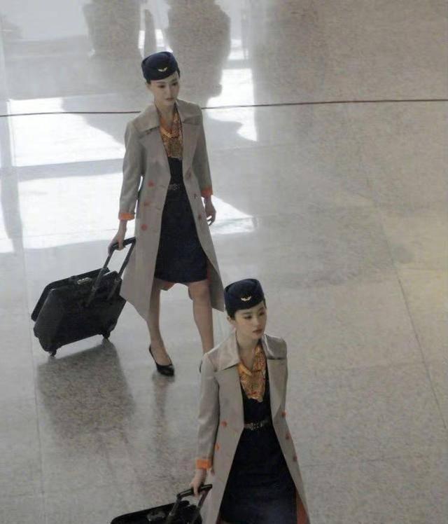 唐嫣晒刘亦菲美照送祝福 连续九年为其庆生超暖心