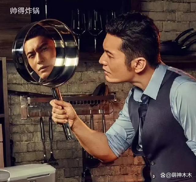 baby最新代言致敬前夫黄晓明，咬唇穿礼服下厨房被吐槽