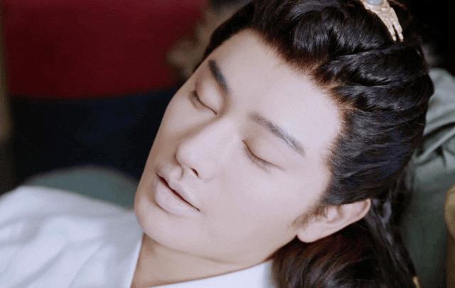 演技细节拉满，四年后归来，王佑硕仍是“君子人设天花板”