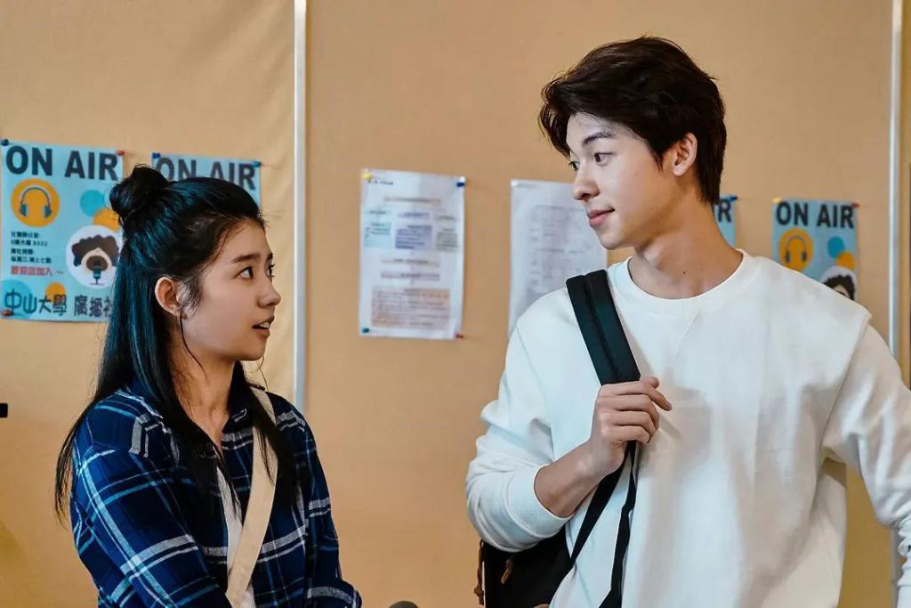 许光汉的屁股击败刘昊然，“灵肉齐飞”男菩萨回来了