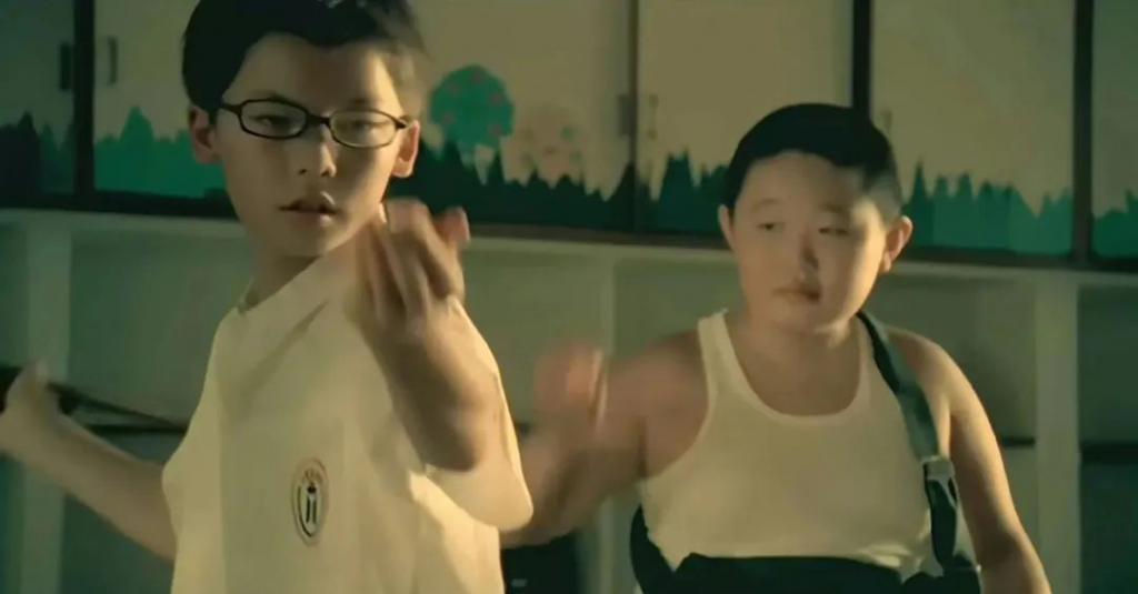 许光汉的屁股击败刘昊然，“灵肉齐飞”男菩萨回来了