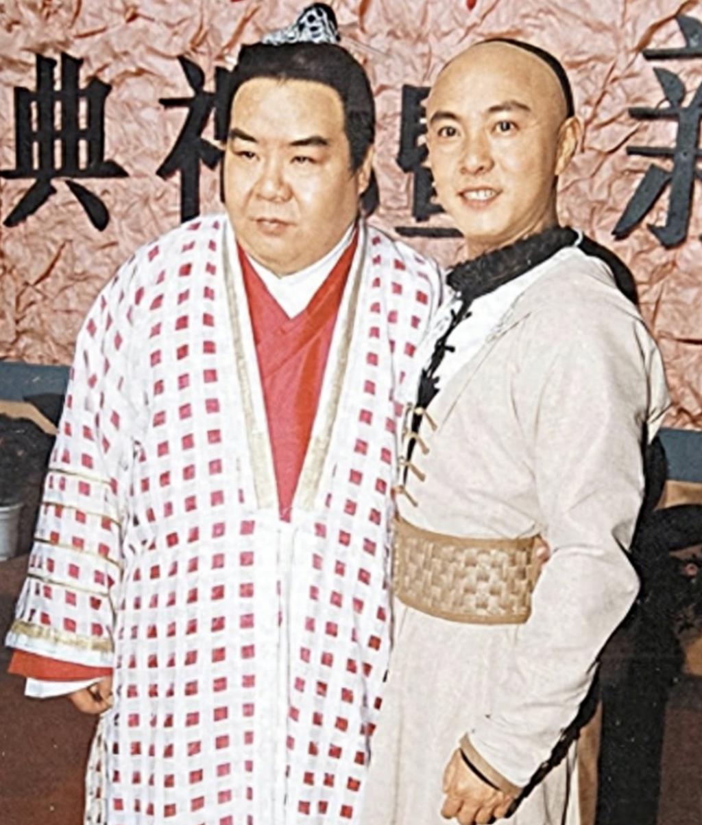 他欠债8000多万，只有刘德华伸出援助之手